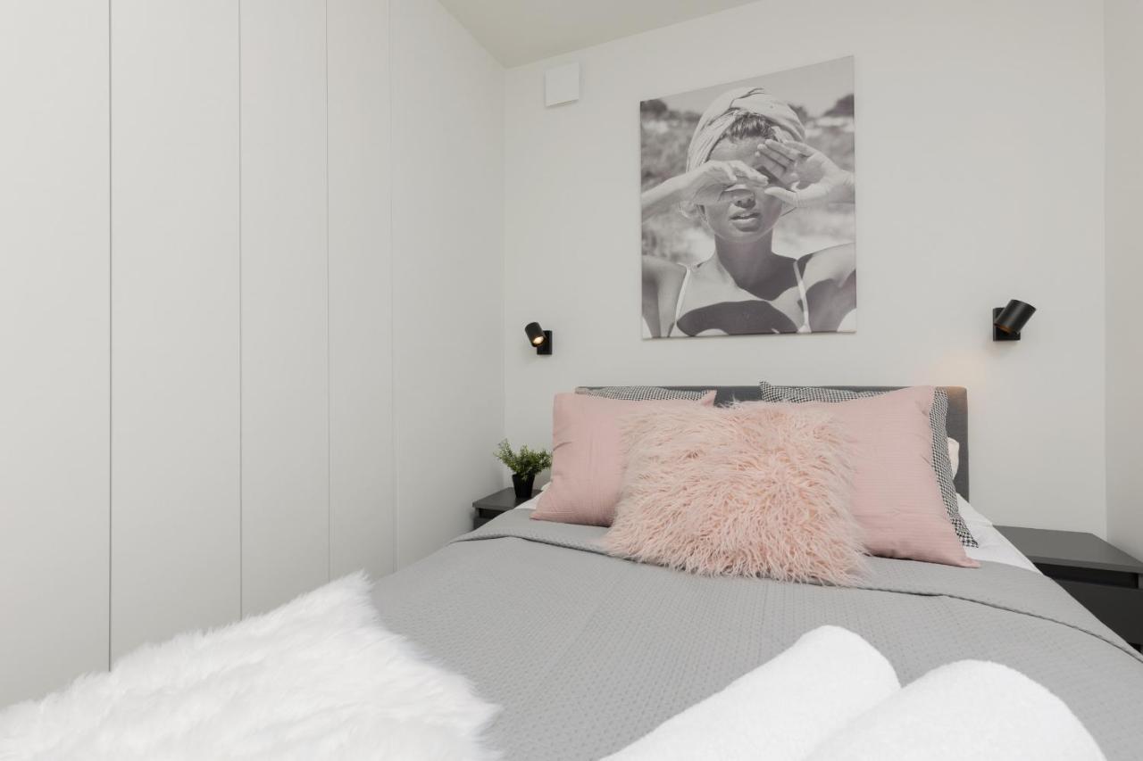 ורשה Cosy Dream City Center Apartment By Noclegi Renters מראה חיצוני תמונה